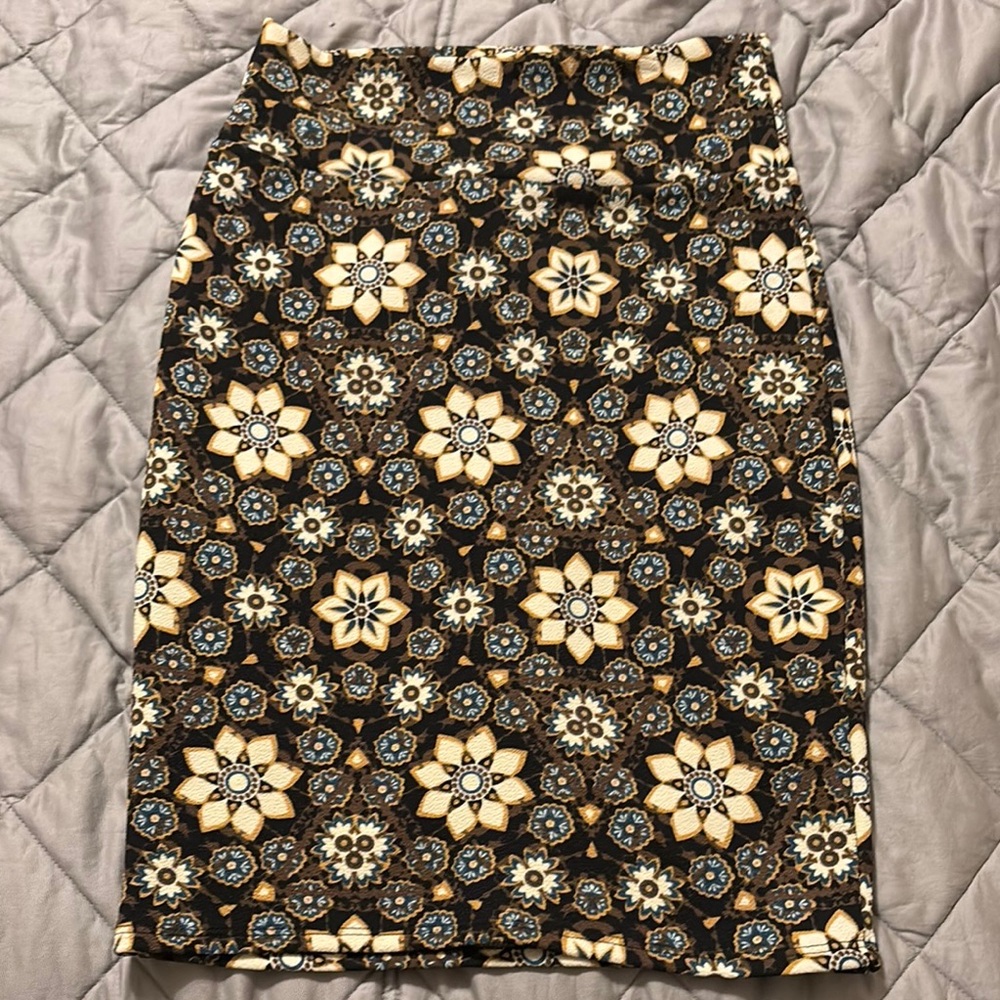 Floral Pattern Cassie Pencil Skirt